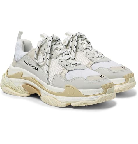 balenciaga triple s white price.